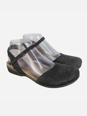 Dansko Rowan Black Nubuck Closed Toe Ankle Strap Sandal EU 38 / US 7.5-8